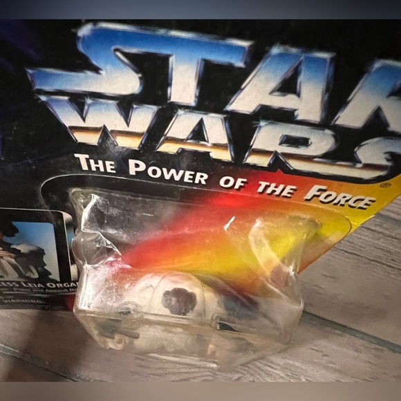 Star Wars NEW 1995 The Power of the Force Princess Leia Organa With Laser Pistol - Picture 3 of 4
